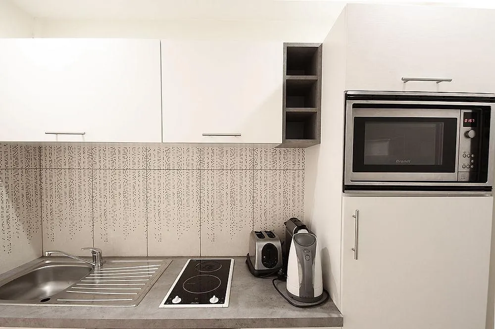 Apts Bridgestreet Champs Elysees 4* Párizs
