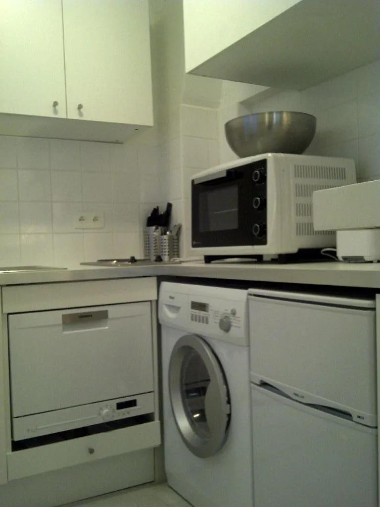 Apts Bridgestreet Champs Elysees 4* Párizs