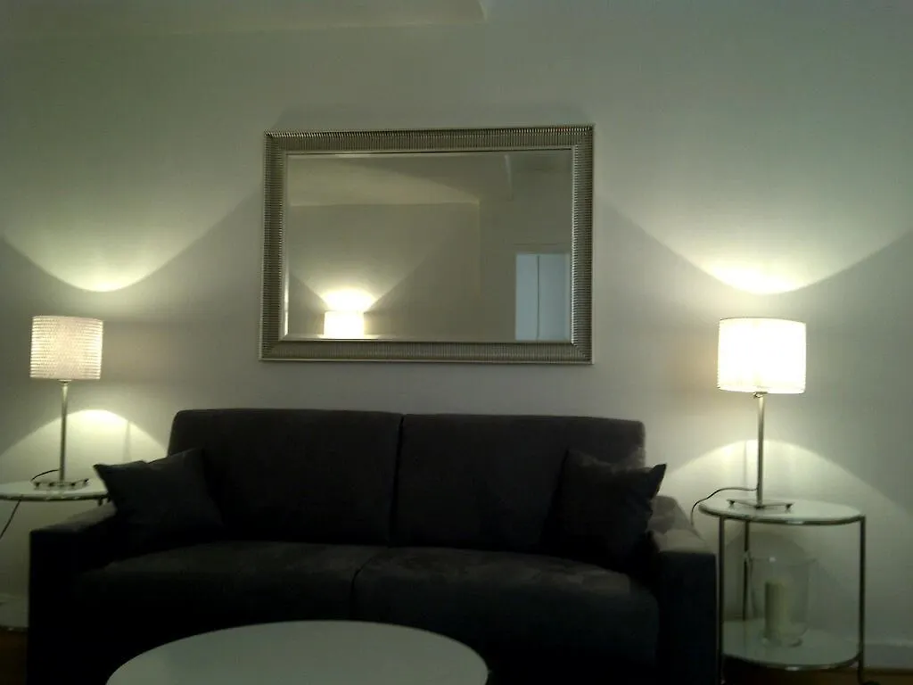 Apts Bridgestreet Champs Elysees Szálloda