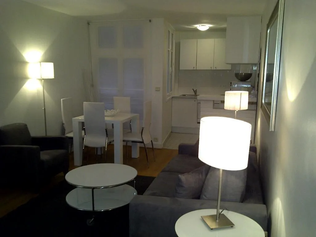 Apts Bridgestreet Champs Elysees Szálloda 4*