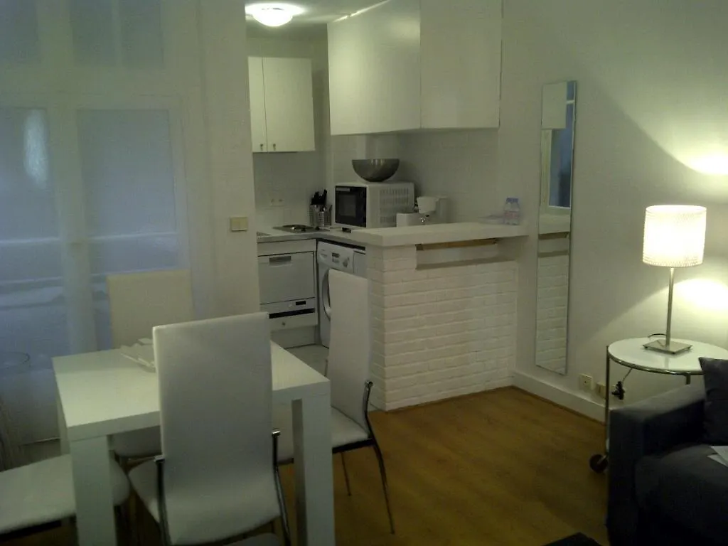 Apts Bridgestreet Champs Elysees Szálloda