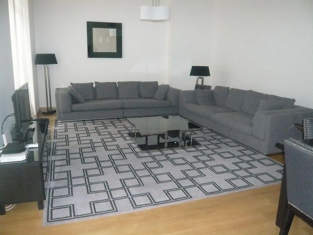 Apts Bridgestreet Champs Elysees Szálloda 4*