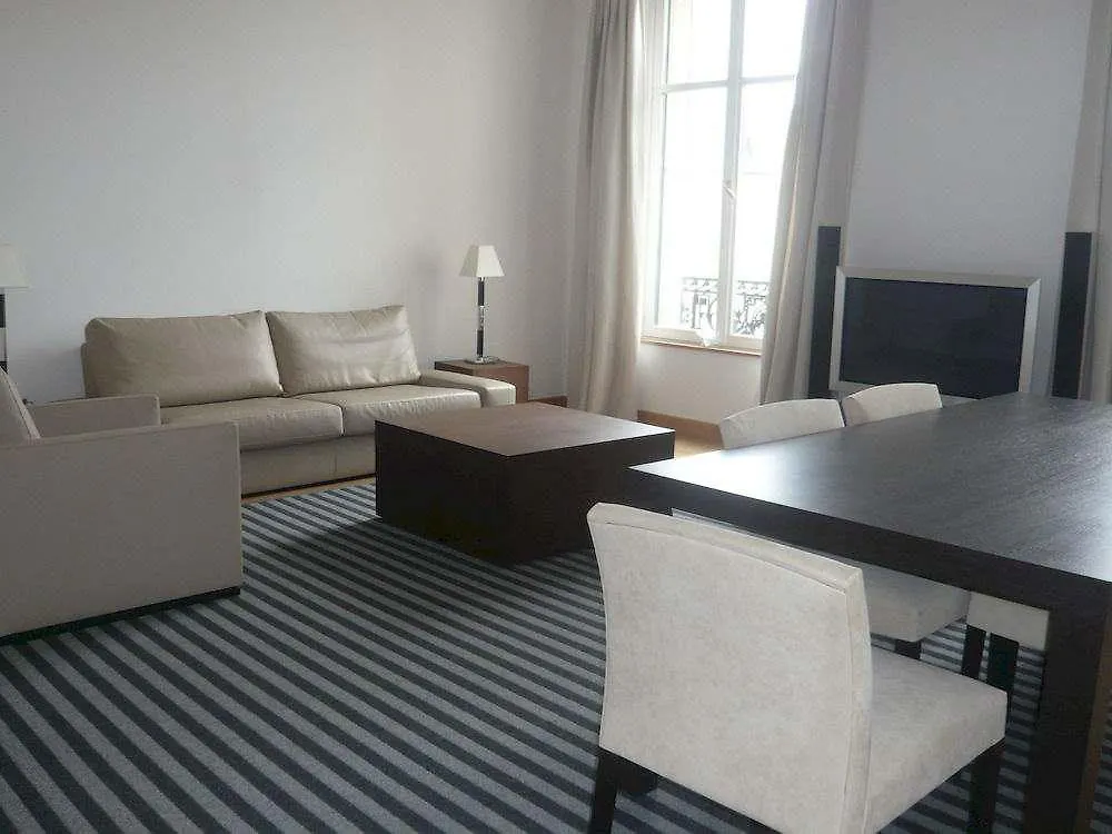 Apts Bridgestreet Champs Elysees Szálloda