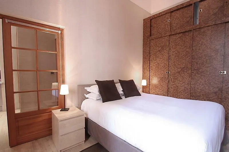 Apts Bridgestreet Champs Elysees 4* Párizs